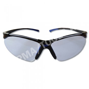 Safety goggles